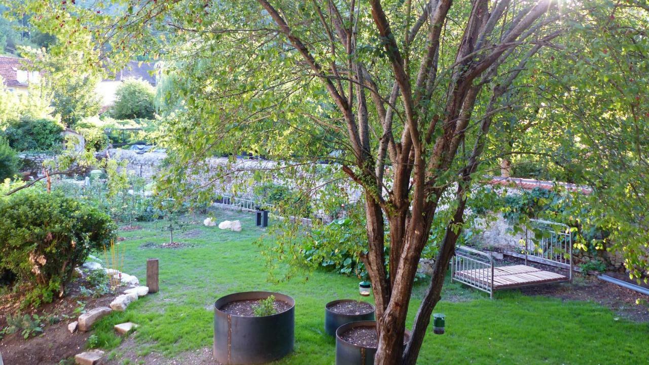 Les Jardins Sauvages 호텔 Cabrerets 외부 사진